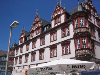 Coburg Marktplatz: Coburg Stadthaus (Town House; legislative building)